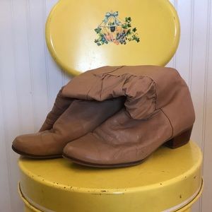 Vintage 80’s Tan Leather Slouchy Bootie Size 7.5